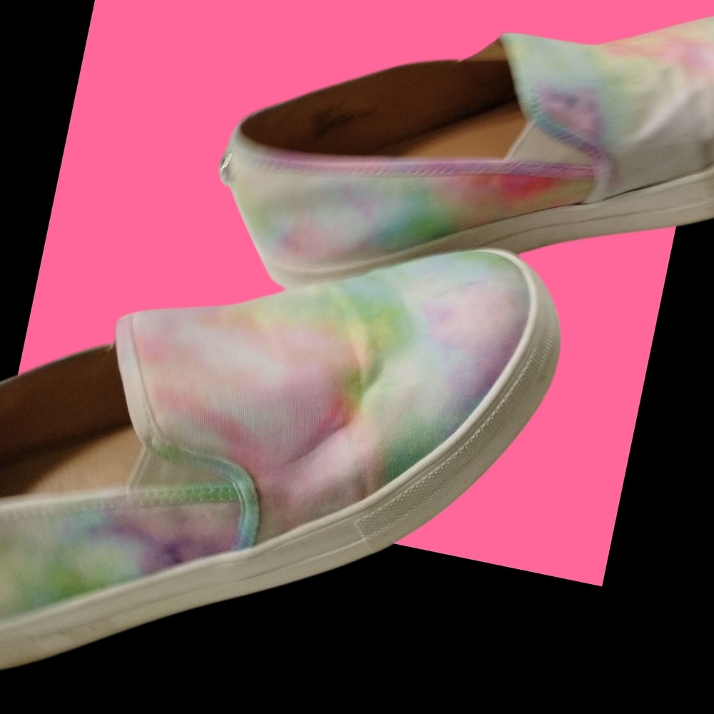 Colorful Tie-Dye Slip-On Sneakers - Picture 4 of 7